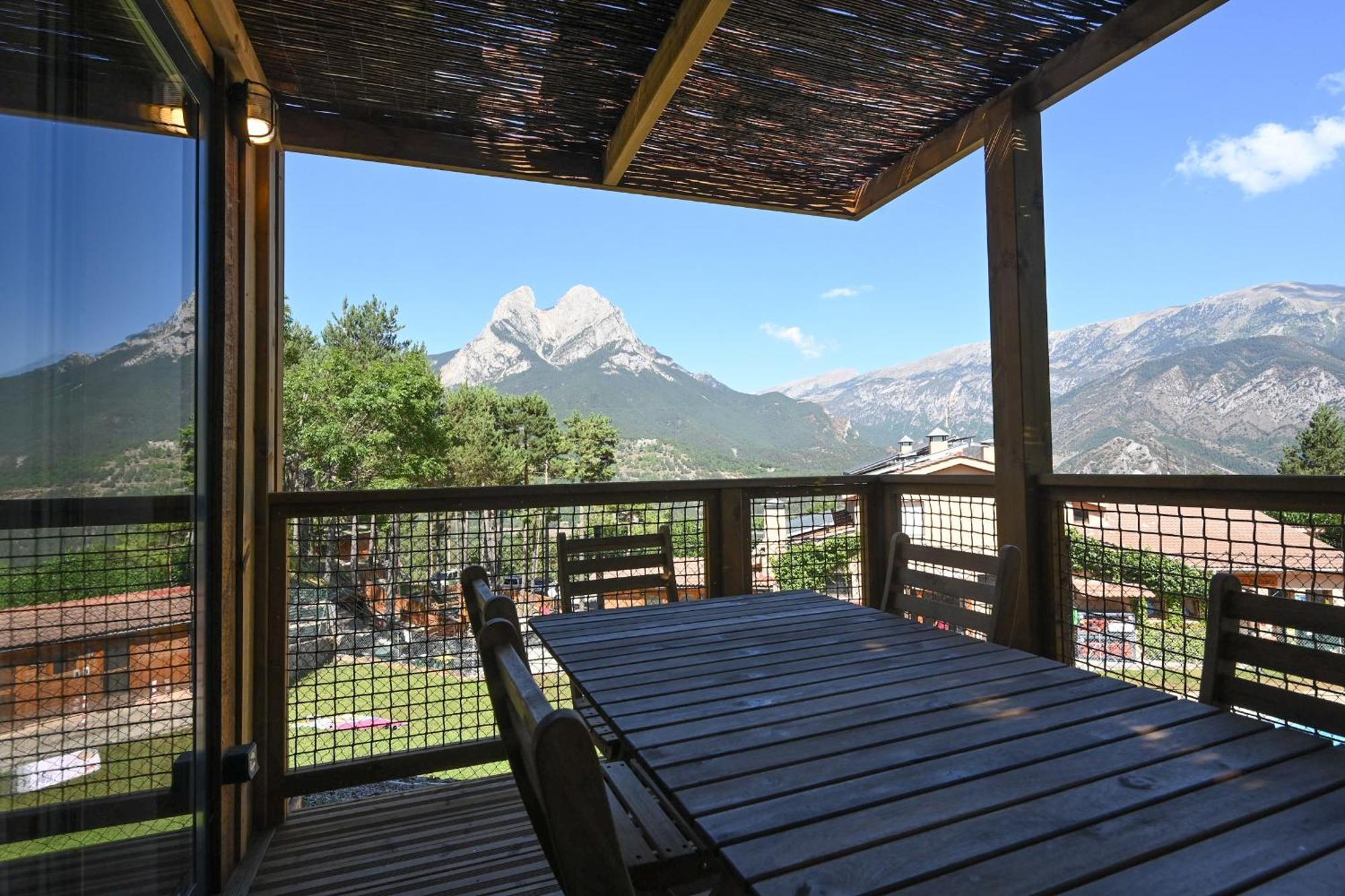 Bungalows Del Camping Pedraforca ซัลเดส ห้อง รูปภาพ